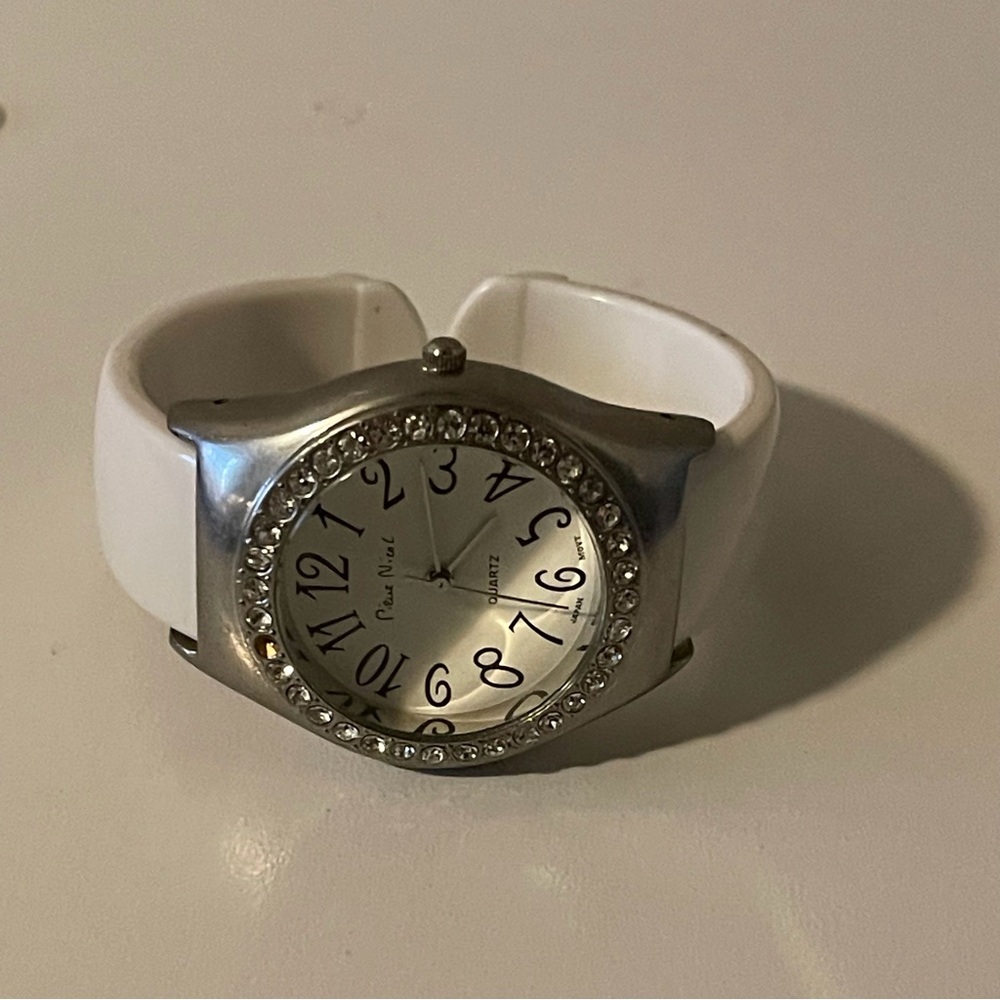 Pierre Nicol, Womens White & Silver No Clasp Plastic Band Watch *Needs Batteries